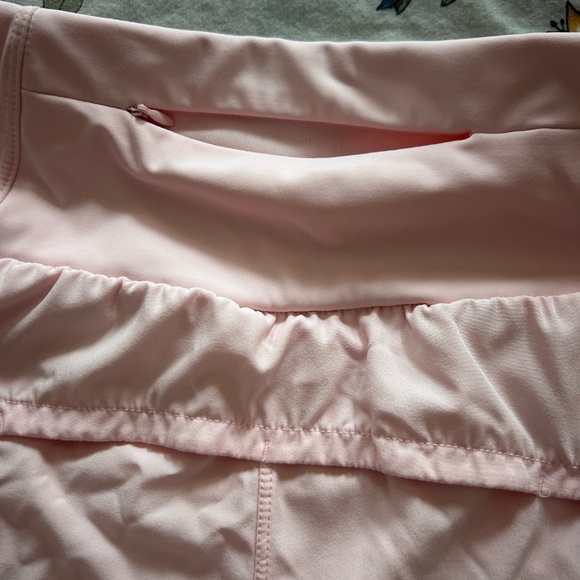 Cute baby pink workout set!! - Picture 7 of 8